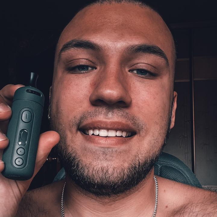 kingvapemax1 avatar