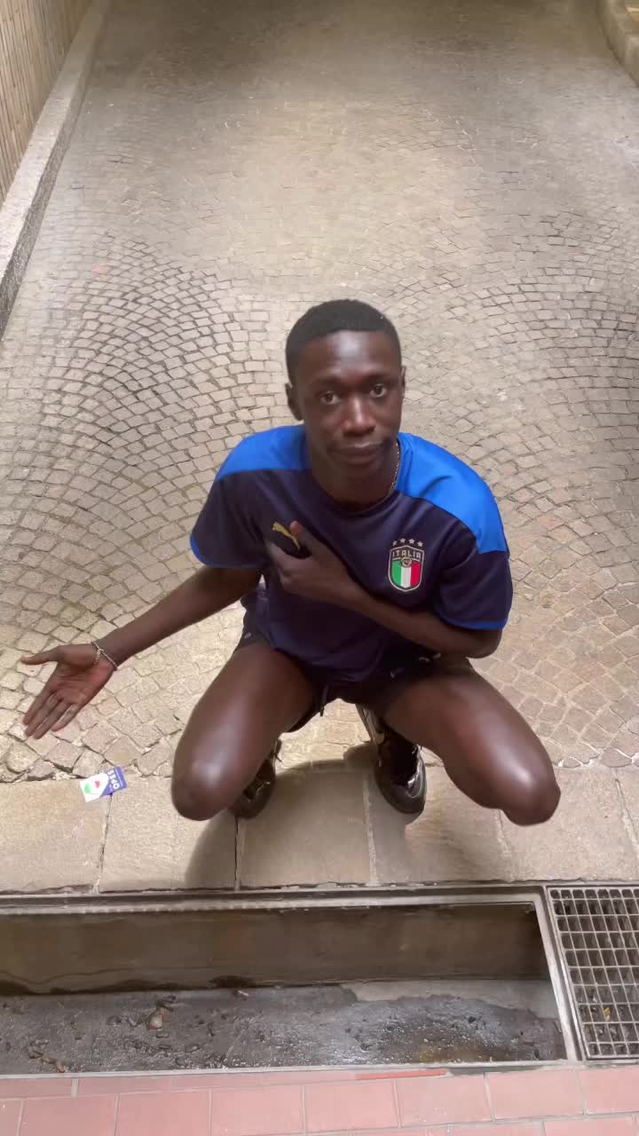 🤦🏿‍♂️I wanna see you flags under this video, mine are 🇮🇹 🇸🇳 And yours? Where are you from? 🇮🇹 🇸🇳 🇵🇹🇲🇽🇧🇷 🇺🇸 #learnfromkhaby